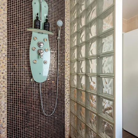 Apartmán Available - Entire - 10mn T12 - Rer D, Paris 33mn, From 1 To 6 Guests, Undergroung Private Parking, Shopping Mall, Swimming Pool, Skating Rink, Theatre, Cinema, Library *